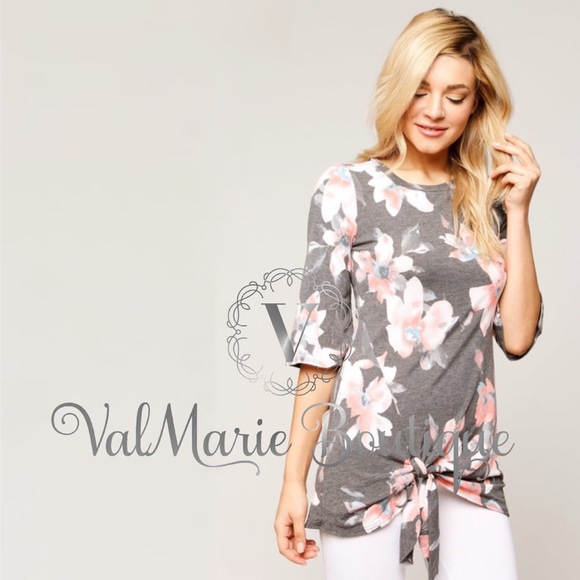 LAST 2- Gray floral side knot top - Picture 2 of 4